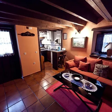 Prázdninový dům Coqueta Casa, En Un Iconico Pueblo De Asturias