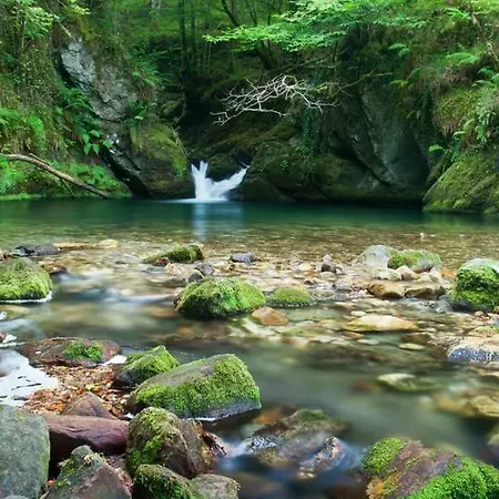Coqueta Casa, En Un Iconico Pueblo De Asturias *