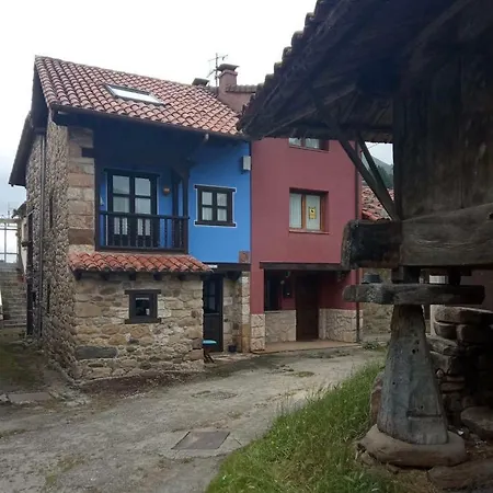 Prázdninový dům Coqueta Casa, En Un Iconico Pueblo De Asturias